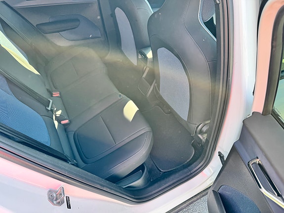 Volvo EX30 19 of 20