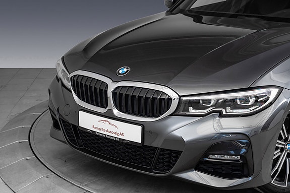BMW 330e 2 of 30