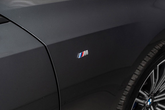 BMW 330e 15 of 30