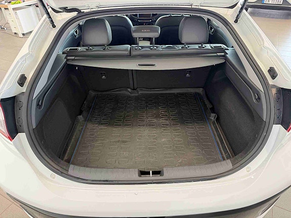 Hyundai IONIQ 17 of 21
