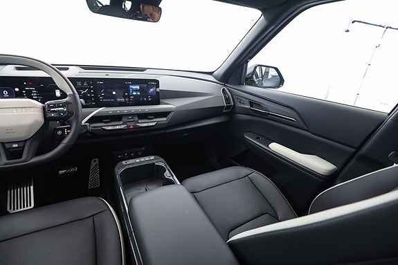 Kia EV5 16 of 30