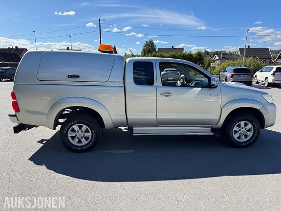 Toyota HiLux 6 of 30