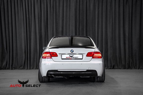 BMW 320d 10 of 30