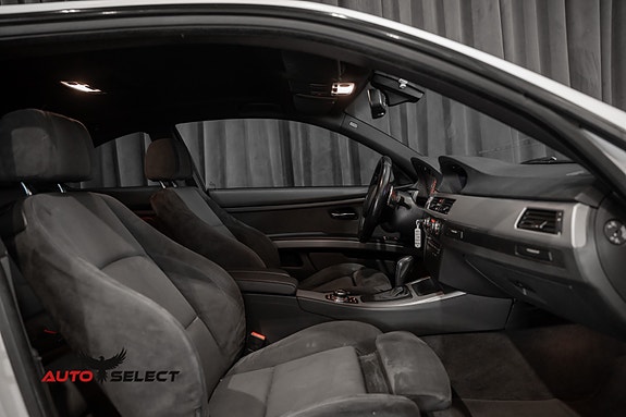 BMW 320d 16 of 30