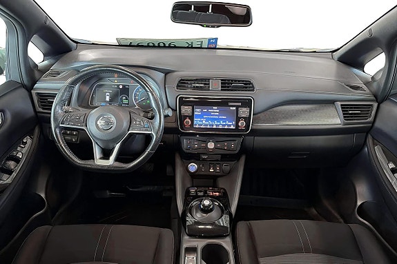 Nissan Leaf 12 of 26