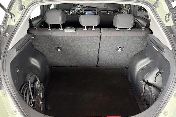 Nissan Leaf 14 of 26