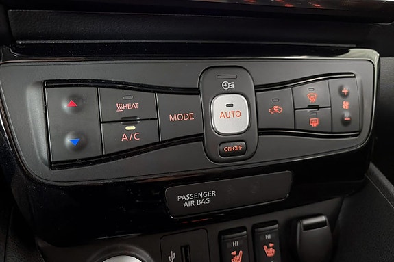 Nissan Leaf 20 of 26