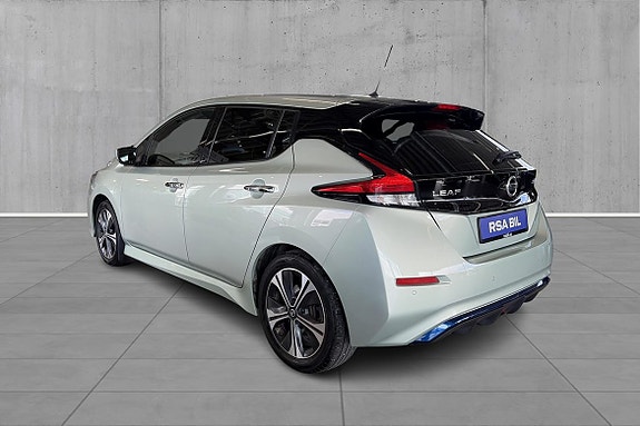 Nissan Leaf 5 of 26