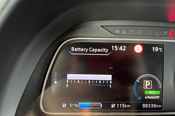 Nissan Leaf 26 of 26