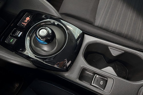 Nissan Leaf 18 of 26