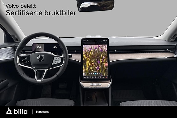 Volvo ES90 15 of 30