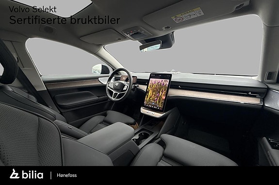 Volvo ES90 16 of 30