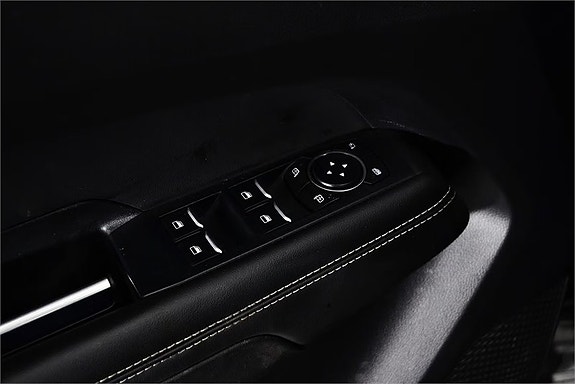 Volkswagen Amarok 20 of 21
