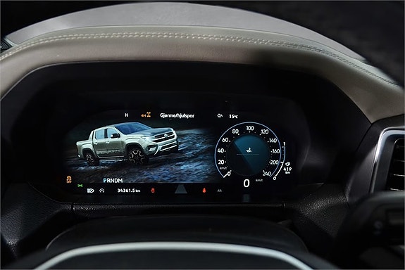 Volkswagen Amarok 12 of 21
