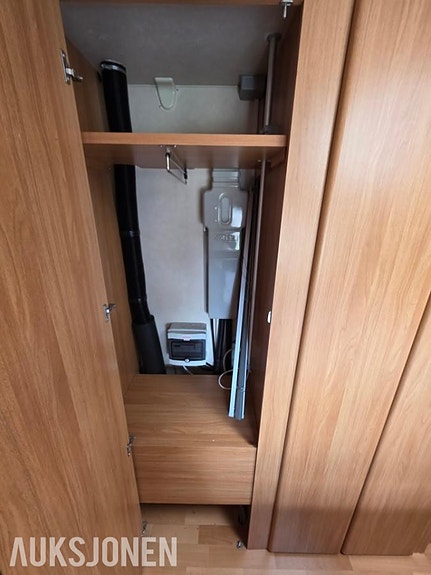 Adria 663uk 14 of 26