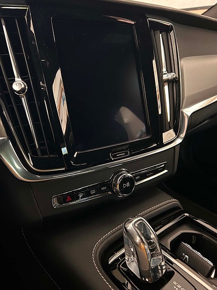 Volvo V90 16 of 21