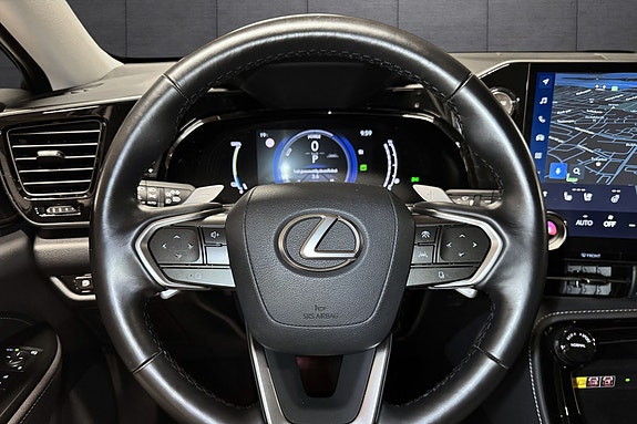 Lexus NX450h 14 of 23