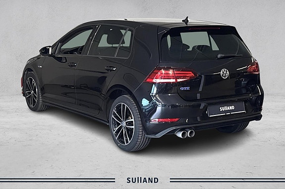 Volkswagen Golf VII 3 of 27