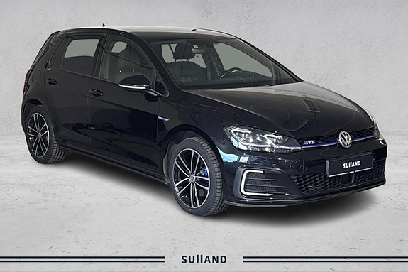 Volkswagen Golf VII 7 of 27