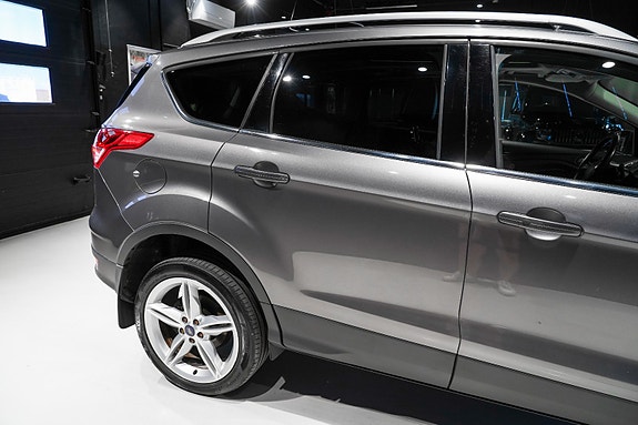 Ford Kuga 7 of 30