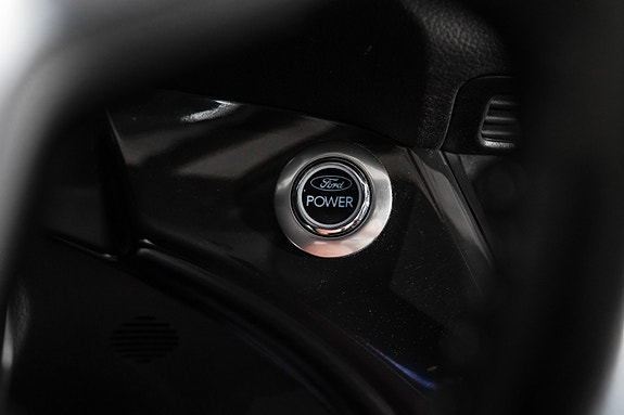Ford Kuga 18 of 30