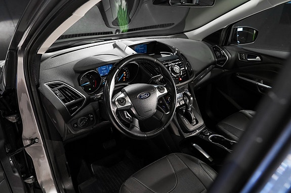 Ford Kuga 12 of 30