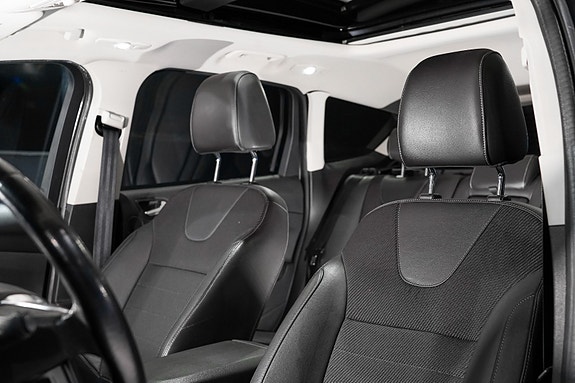 Ford Kuga 27 of 30