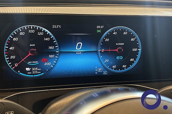 Mercedes-Benz EQC400 14 of 16