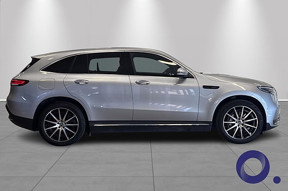 Mercedes-Benz EQC400 7 of 16