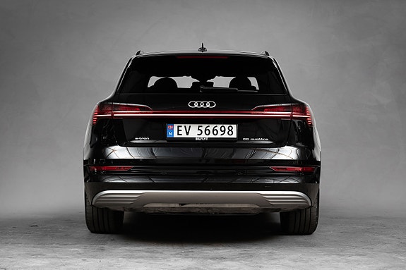 Audi e-tron 6 of 30