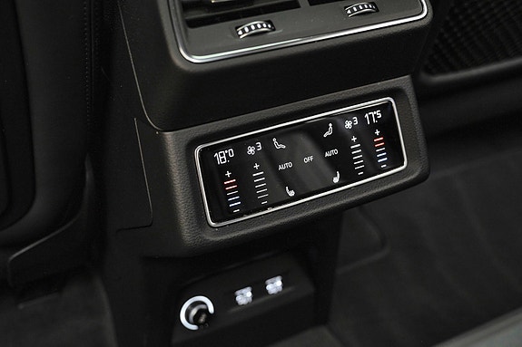 Audi e-tron 20 of 30