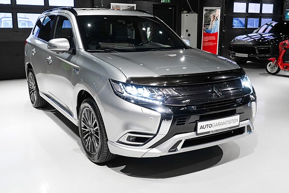 Mitsubishi Outlander 12 of 30