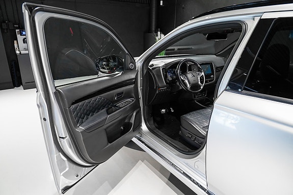 Mitsubishi Outlander 17 of 30