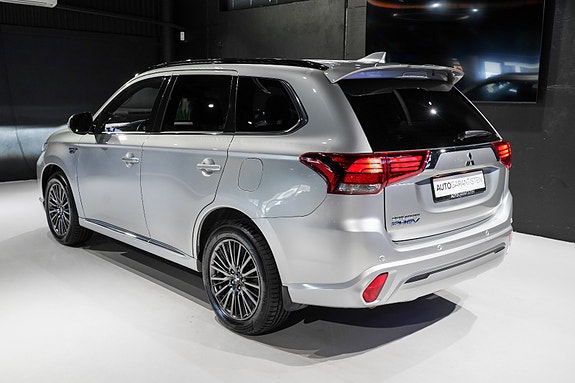 Mitsubishi Outlander 6 of 30