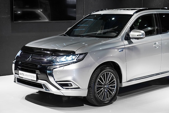 Mitsubishi Outlander 2 of 30