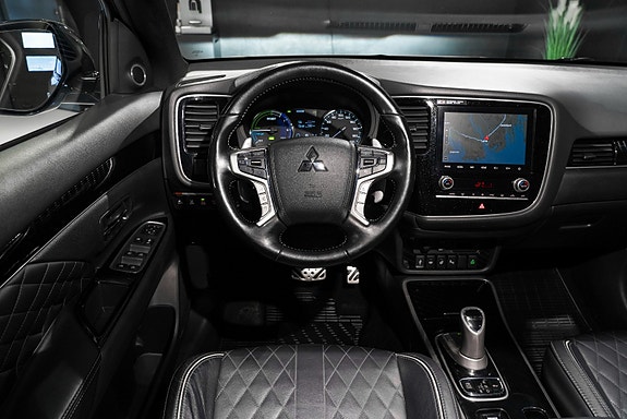 Mitsubishi Outlander 27 of 30