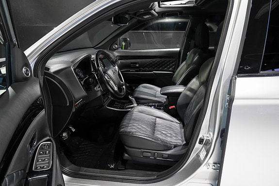 Mitsubishi Outlander 20 of 30