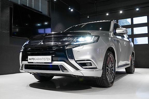 Mitsubishi Outlander 14 of 30