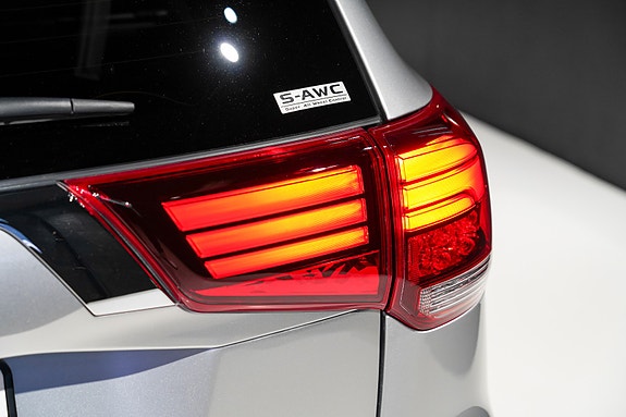 Mitsubishi Outlander 8 of 30