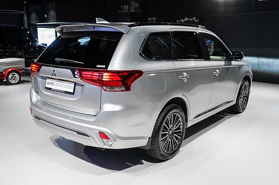Mitsubishi Outlander 9 of 30