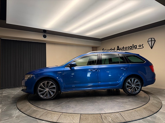 Skoda Octavia 2 of 30