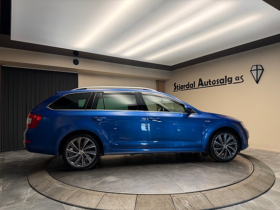 Skoda Octavia 6 of 30