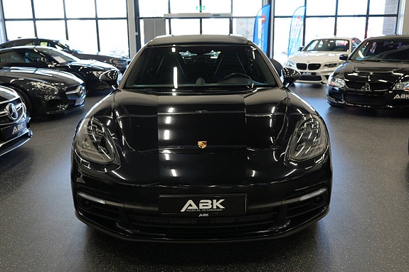 Porsche Panamera 4 4 of 30