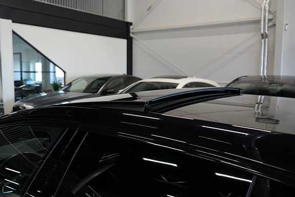 Porsche Panamera 4 21 of 30