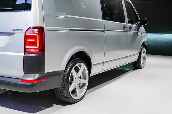 Volkswagen Transporter 11 of 30