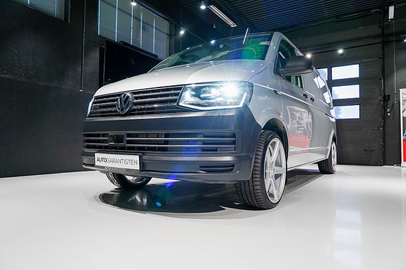 Volkswagen Transporter 15 of 30
