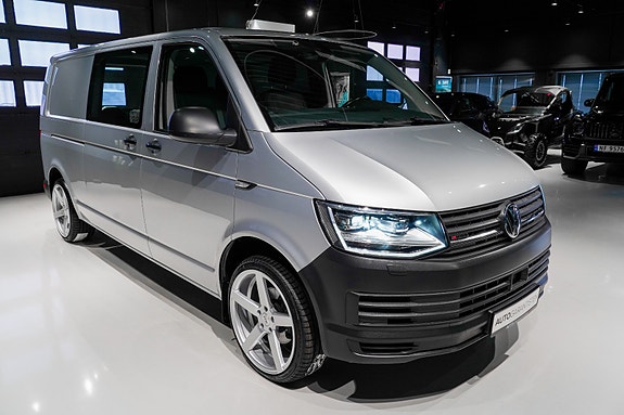 Volkswagen Transporter 12 of 30
