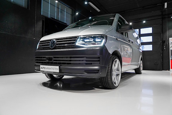 Volkswagen Transporter 16 of 30