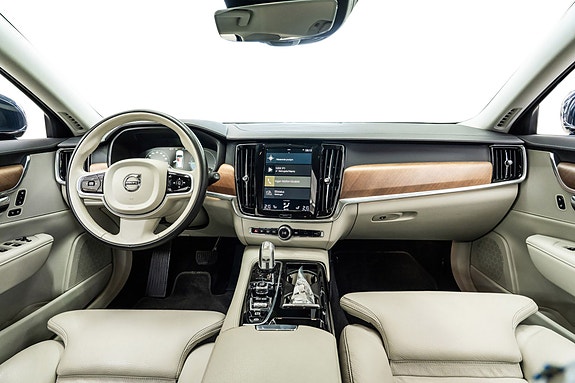 Volvo V90 19 of 27