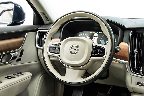 Volvo V90 20 of 27